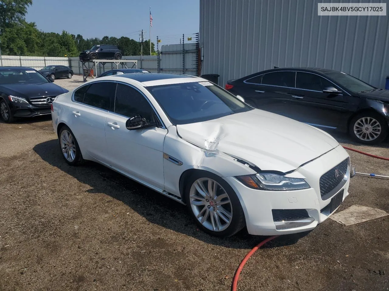 SAJBK4BV5GCY17025 2016 Jaguar Xf Prestige