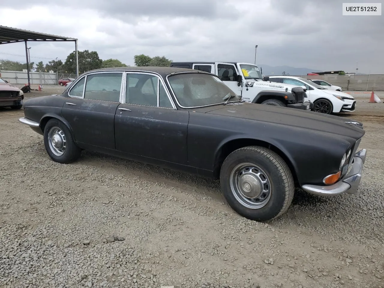 1974 Jaguar Xj VIN: UE2T51252 Lot: 76181064