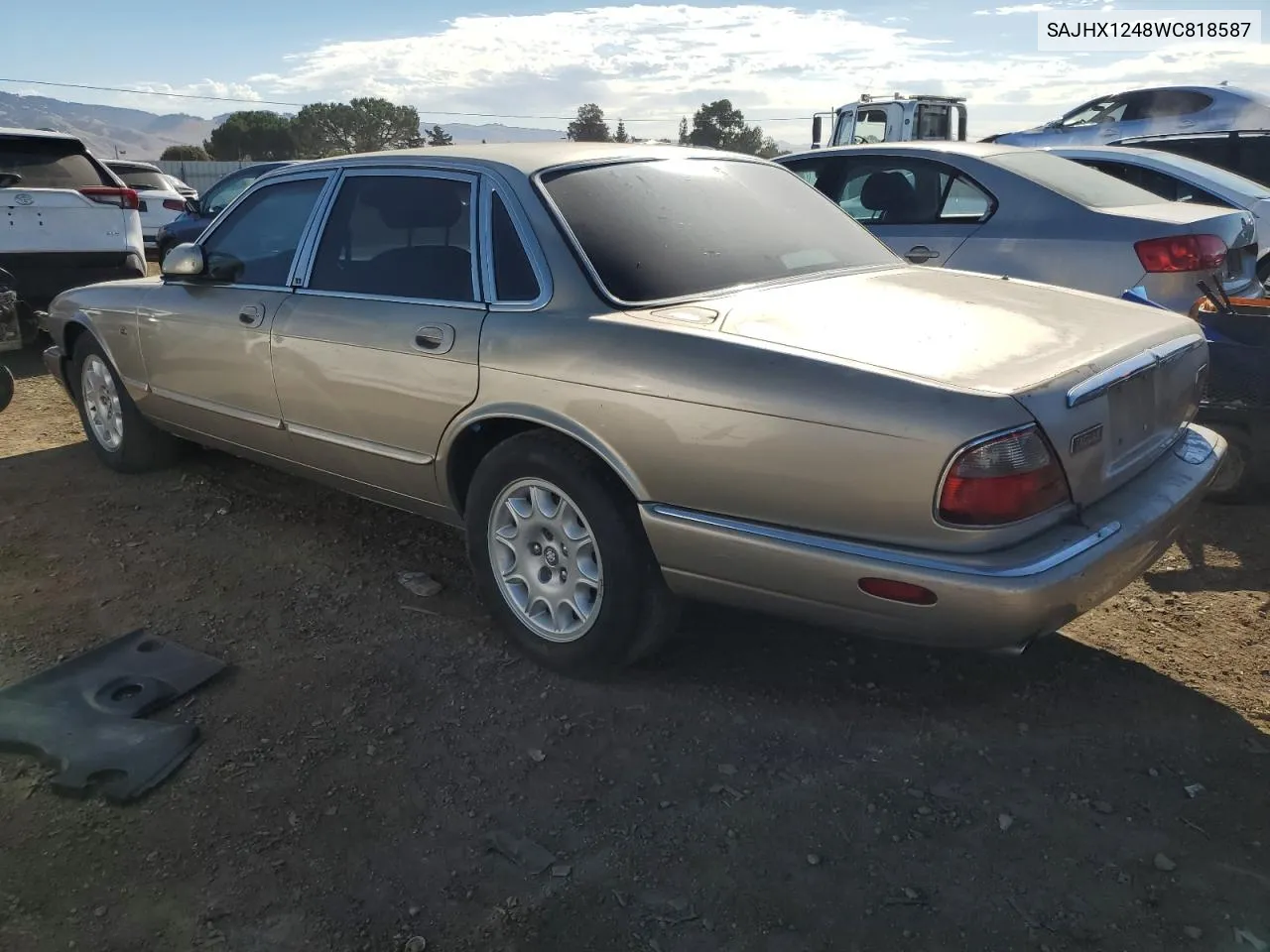 1998 Jaguar Xj8 VIN: SAJHX1248WC818587 Lot: 74418114