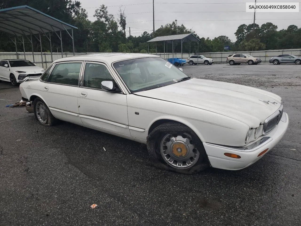 1999 Jaguar Vandenplas VIN: SAJKX6049XC858040 Lot: 64894604