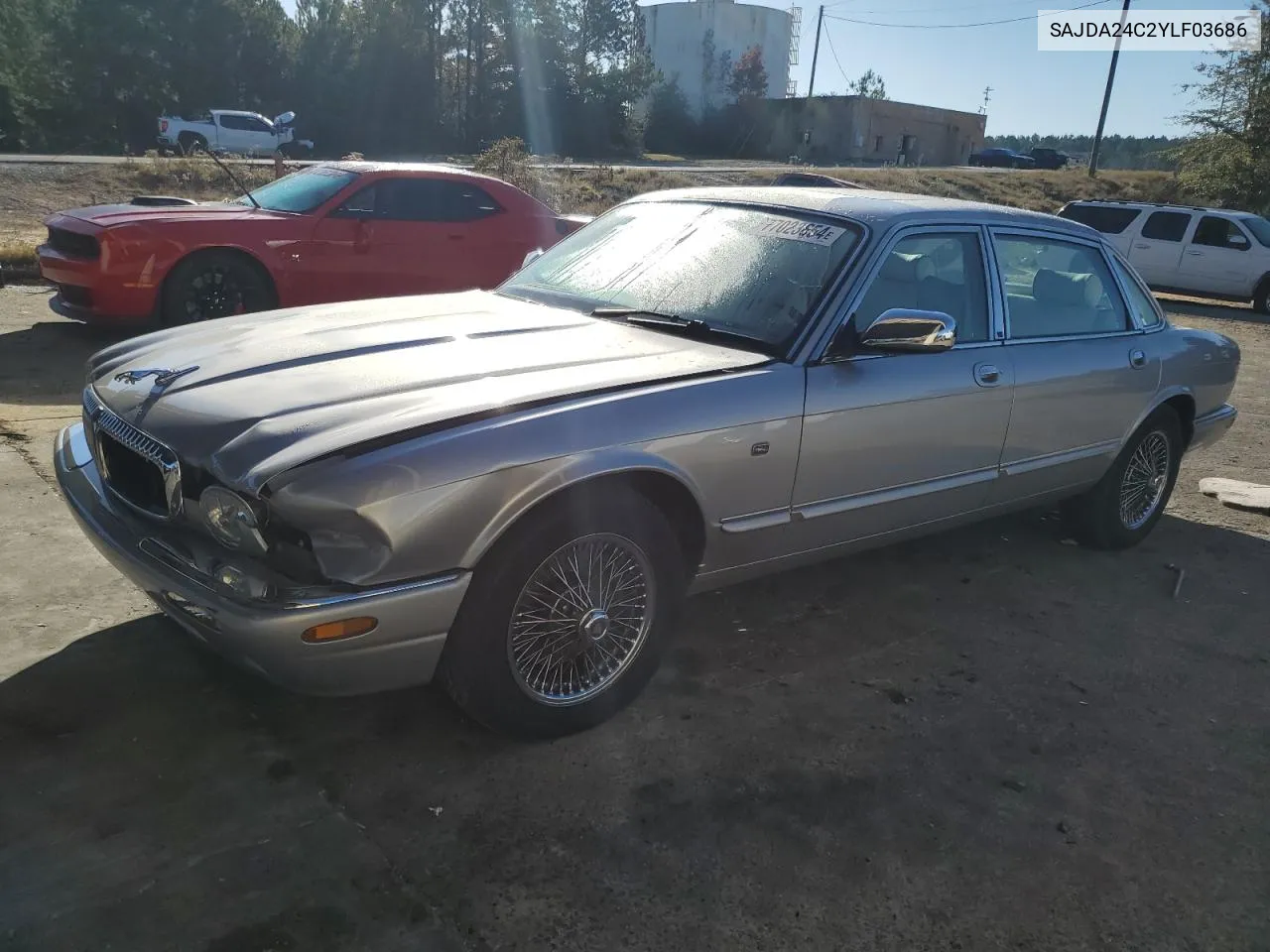 2000 Jaguar Vandenplas VIN: SAJDA24C2YLF03686 Lot: 77023654