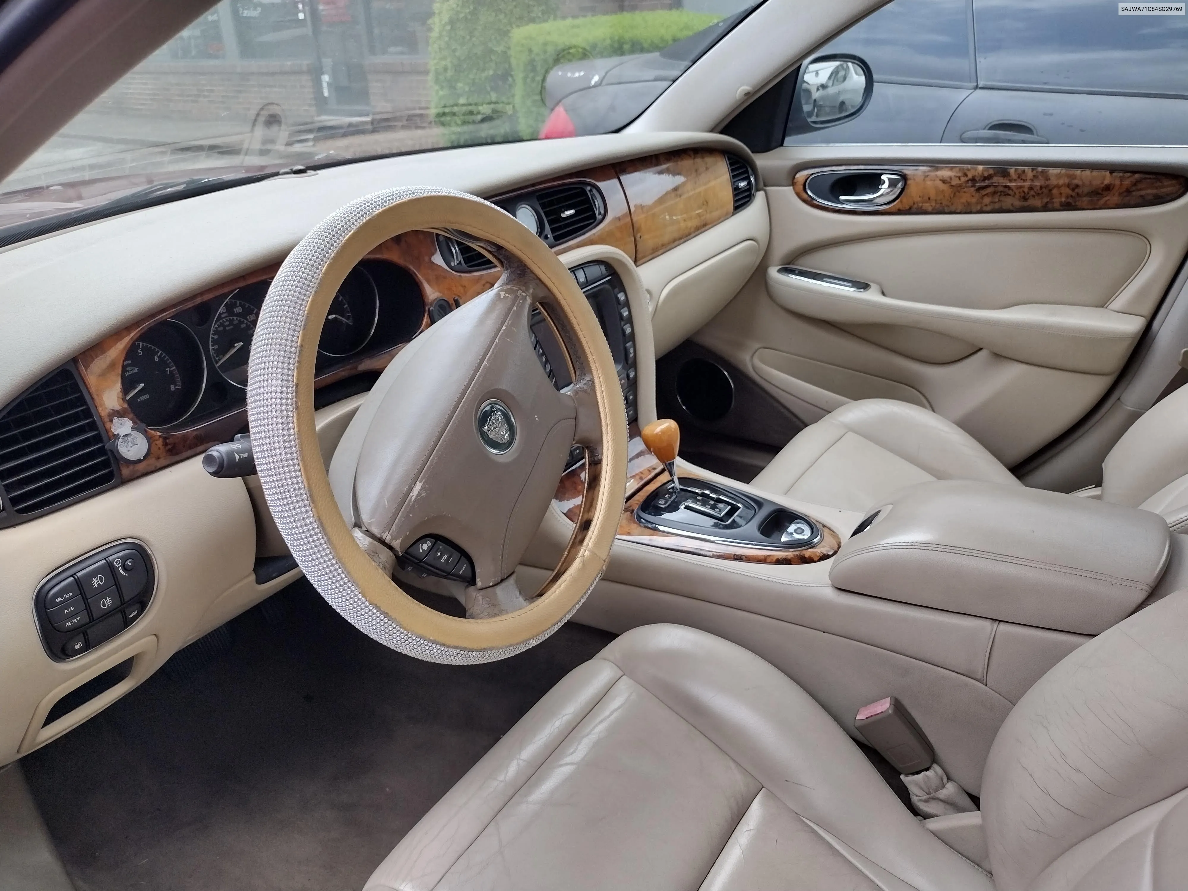 SAJWA71C84SG29769 2004 Jaguar Xj8