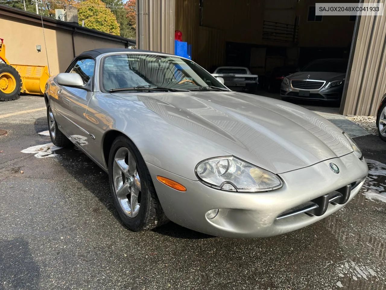 1999 Jaguar Xk8 VIN: SAJGX2048XC041933 Lot: 79330894