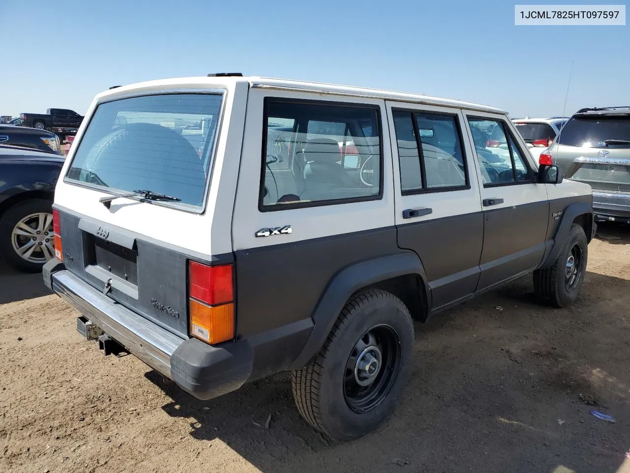 1JCML7825HT097597 1987 Jeep Cherokee Pioneer