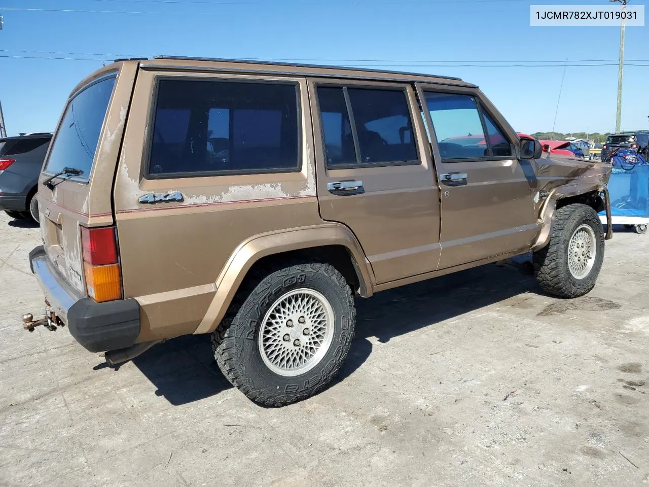 1988 Jeep Cherokee Pioneer VIN: 1JCMR782XJT019031 Lot: 75253314