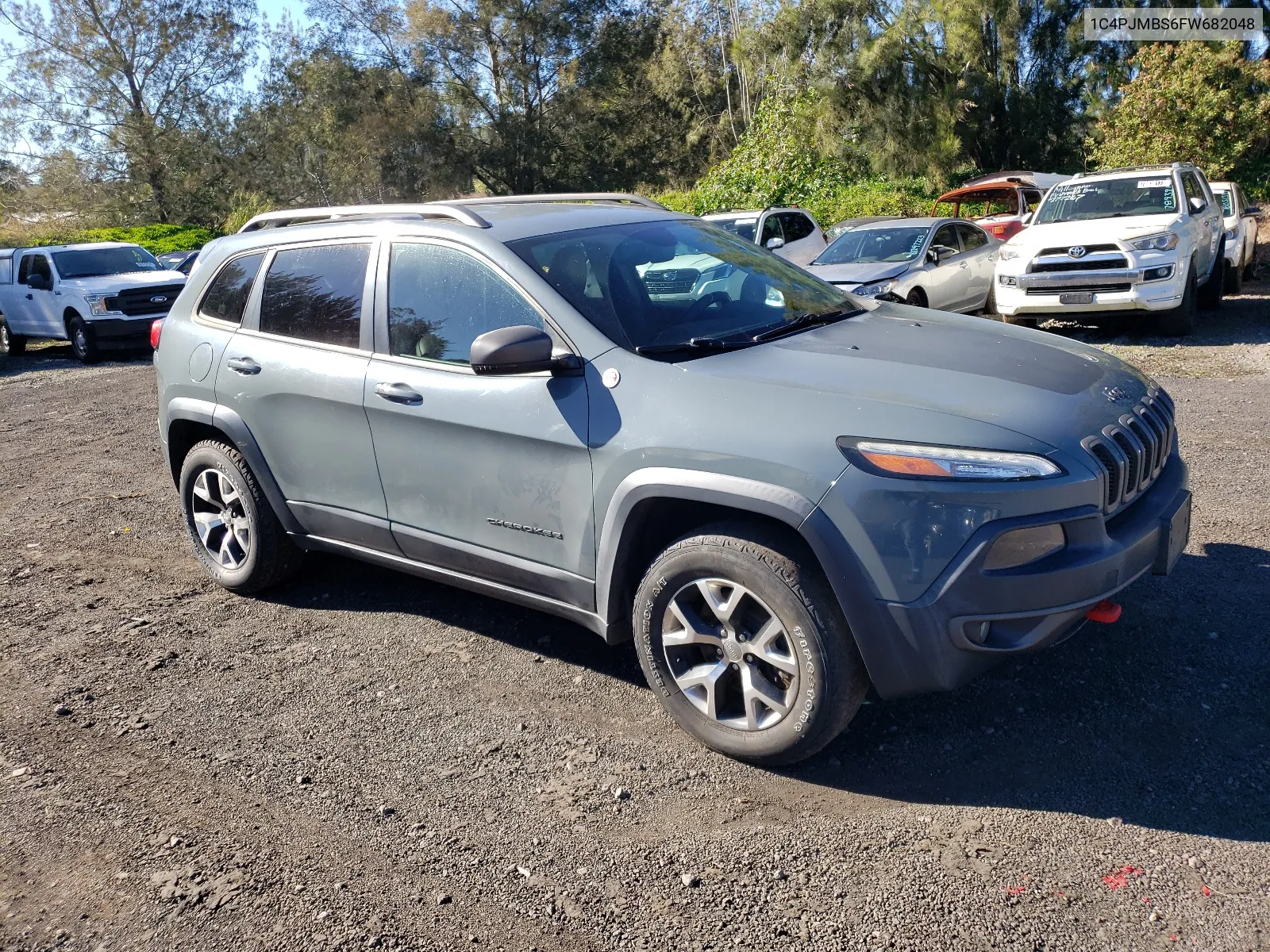 2015 Jeep Cherokee Trailhawk VIN: 1C4PJMBS6FW682048 Lot: 39376994