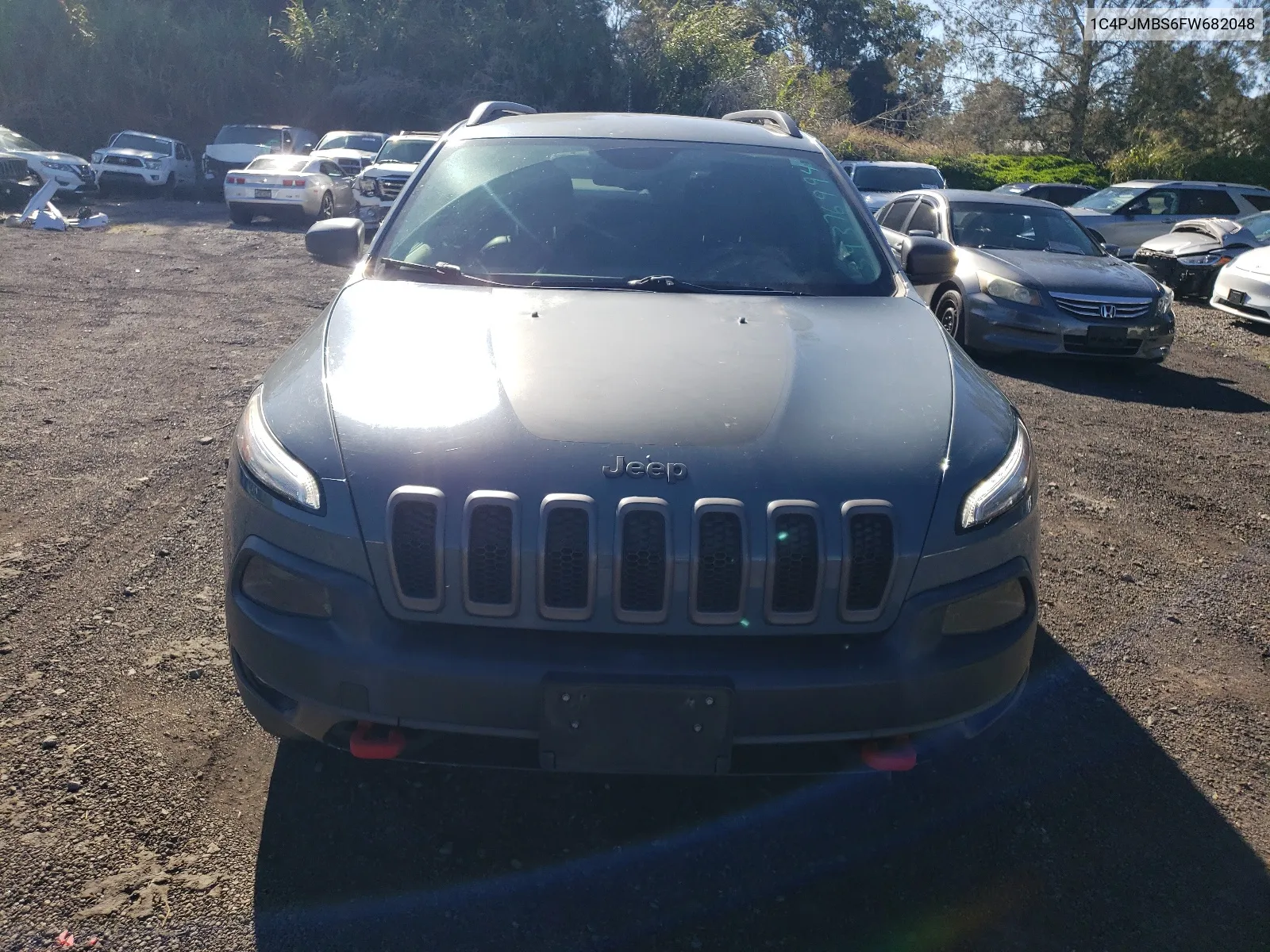 2015 Jeep Cherokee Trailhawk VIN: 1C4PJMBS6FW682048 Lot: 39376994