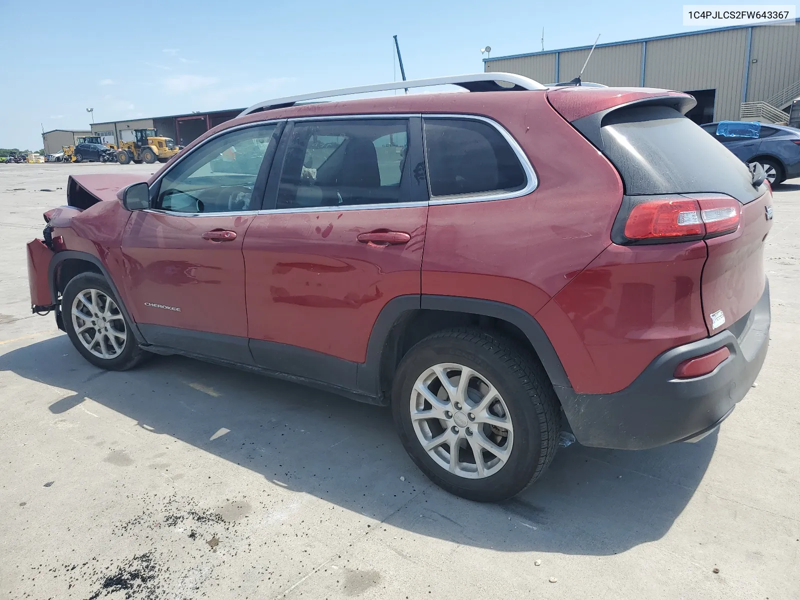 2015 Jeep Cherokee Latitude VIN: 1C4PJLCS2FW643367 Lot: 60613894