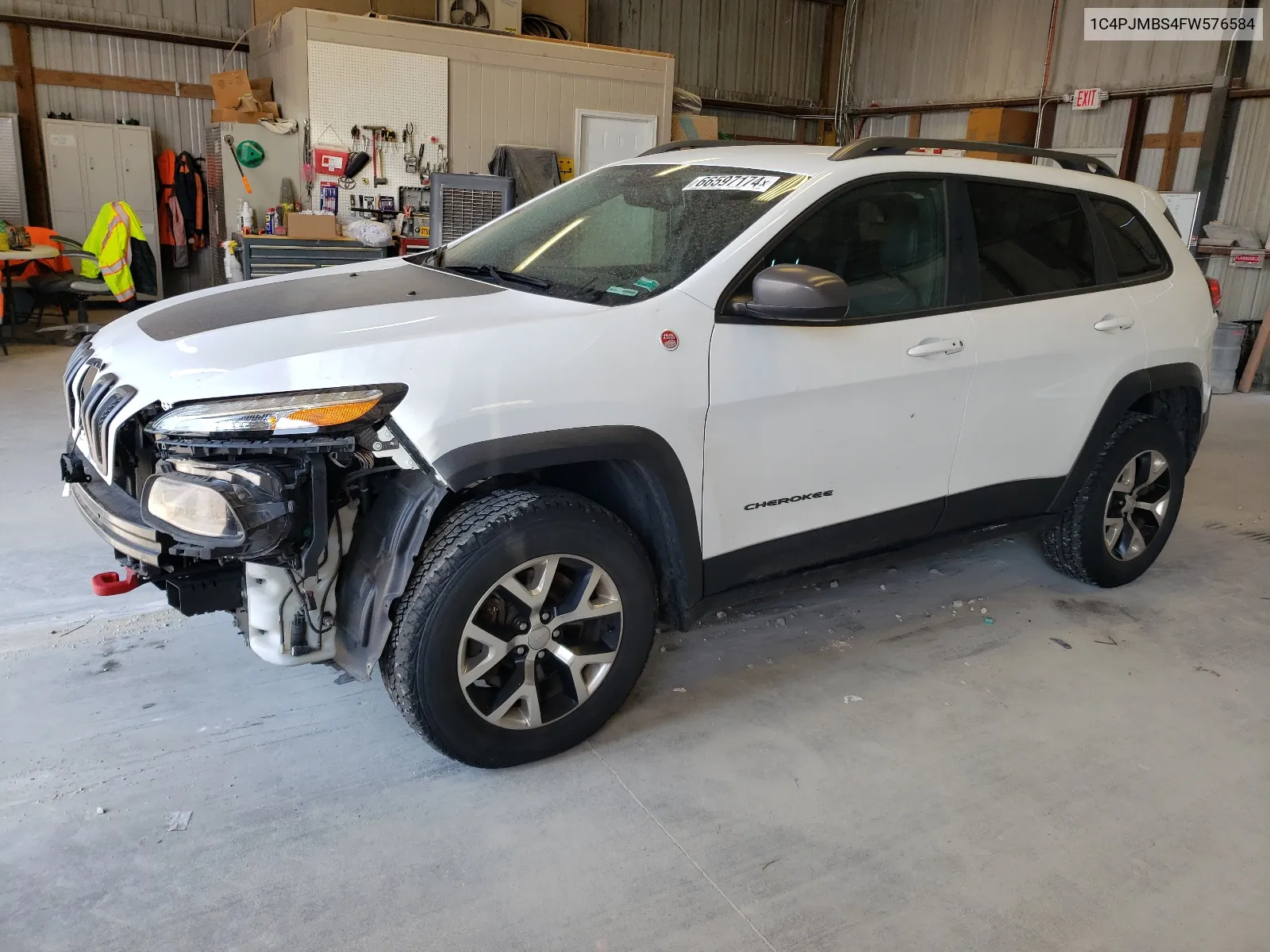 2015 Jeep Cherokee Trailhawk VIN: 1C4PJMBS4FW576584 Lot: 66597174