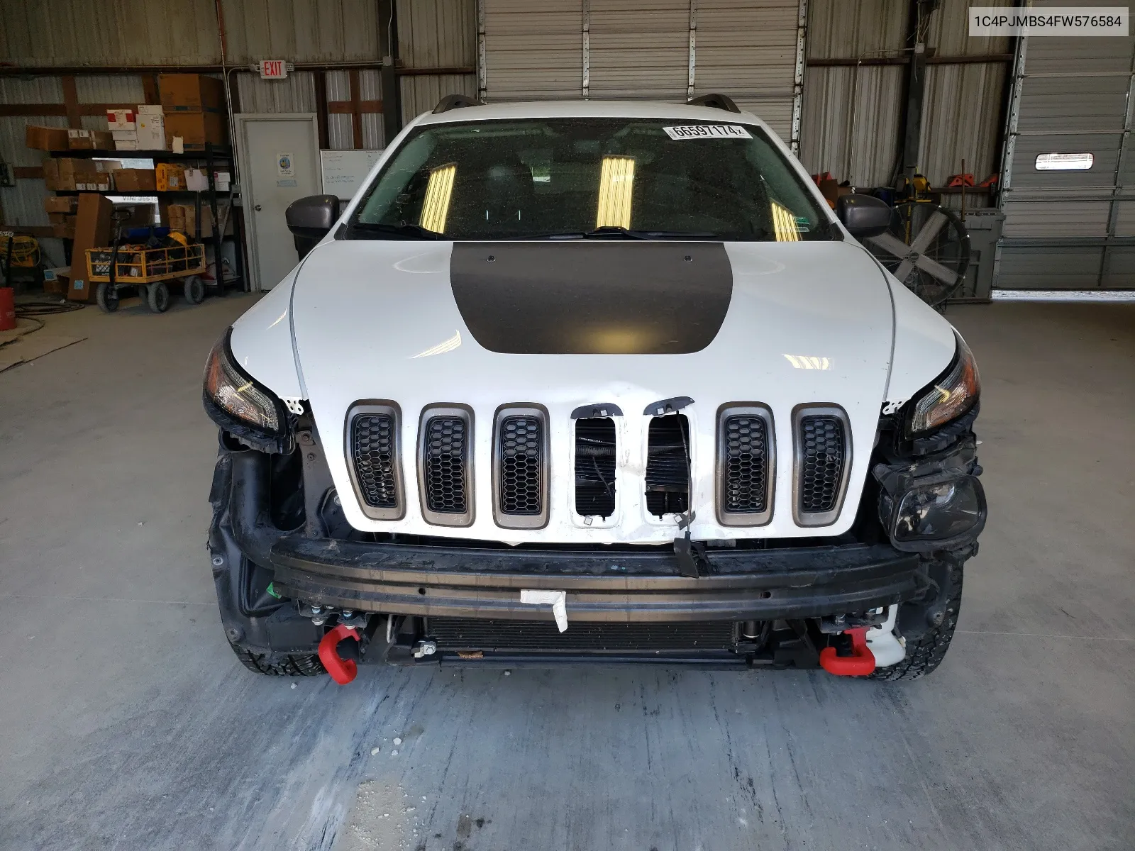 2015 Jeep Cherokee Trailhawk VIN: 1C4PJMBS4FW576584 Lot: 66597174