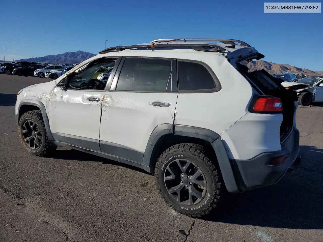 2015 Jeep Cherokee Trailhawk VIN: 1C4PJMBS1FW779352 Lot: 78665584