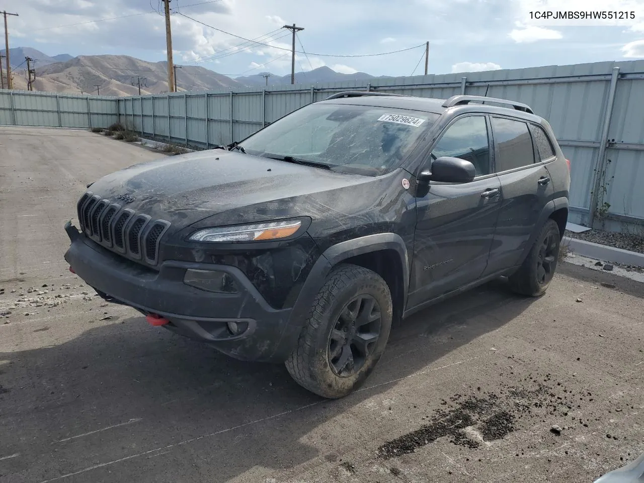 2017 Jeep Cherokee Trailhawk VIN: 1C4PJMBS9HW551215 Lot: 75029624