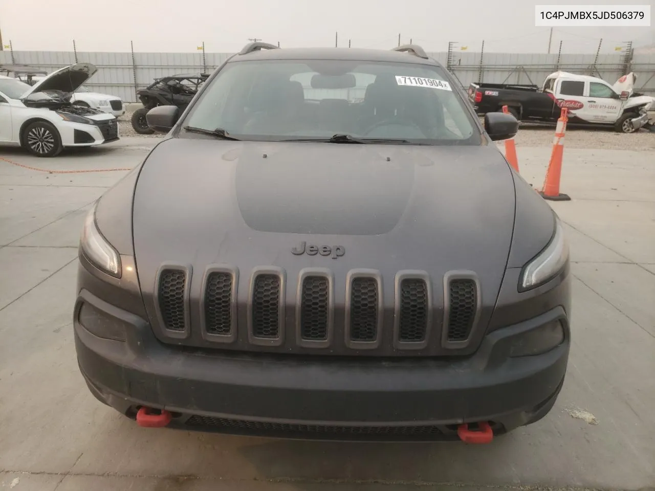 2018 Jeep Cherokee Trailhawk VIN: 1C4PJMBX5JD506379 Lot: 71101904