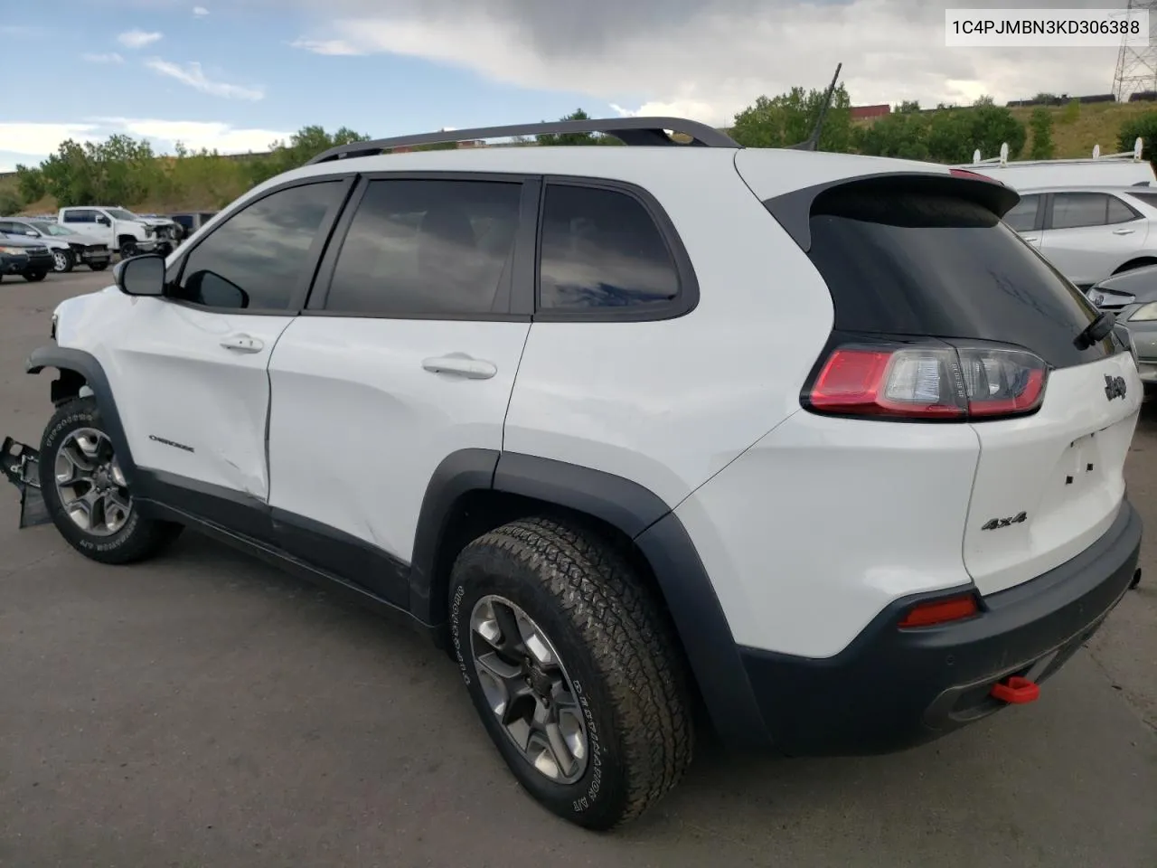 1C4PJMBN3KD306388 2019 Jeep Cherokee Trailhawk