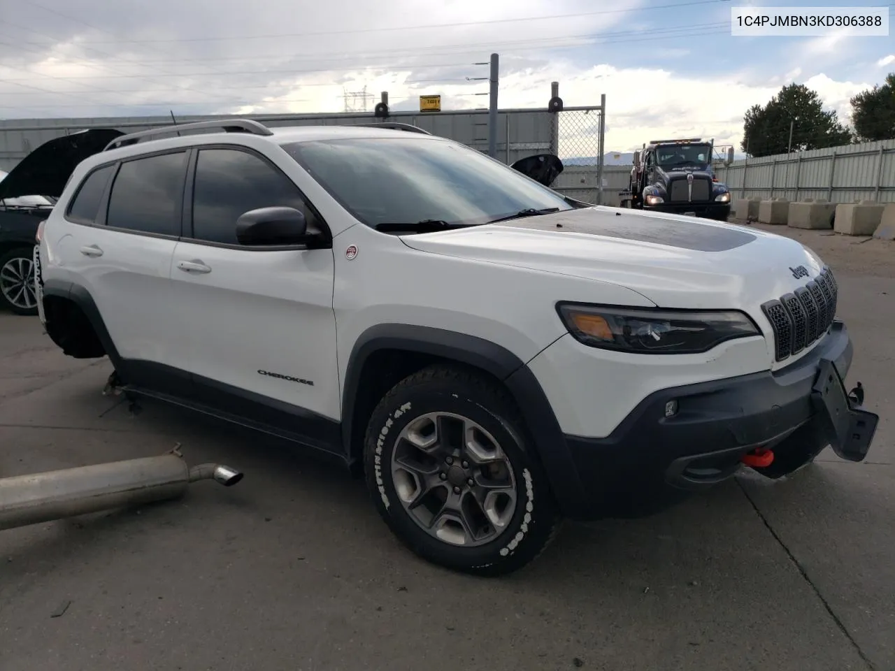 2019 Jeep Cherokee Trailhawk VIN: 1C4PJMBN3KD306388 Lot: 68768474