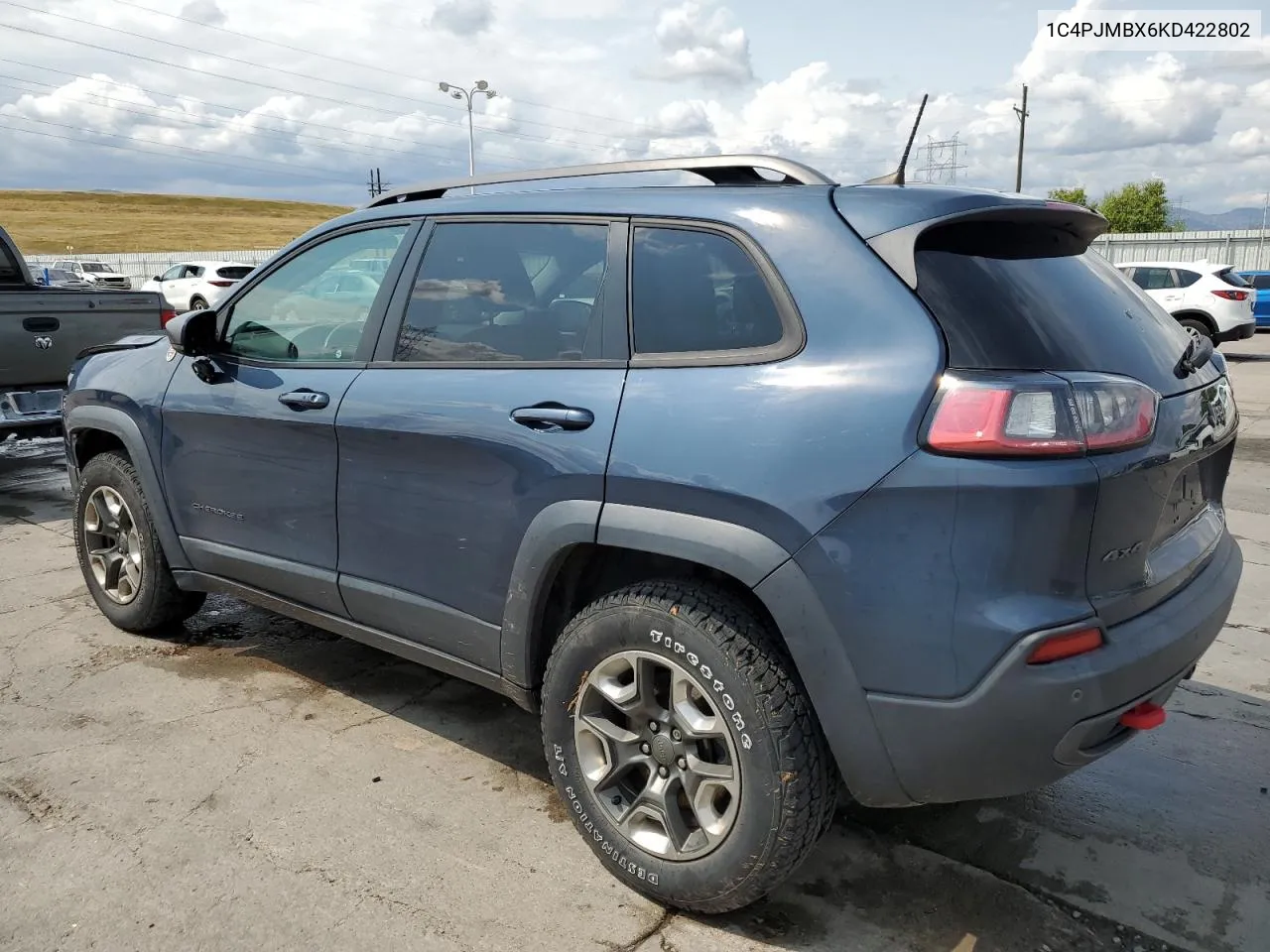 1C4PJMBX6KD422802 2019 Jeep Cherokee Trailhawk