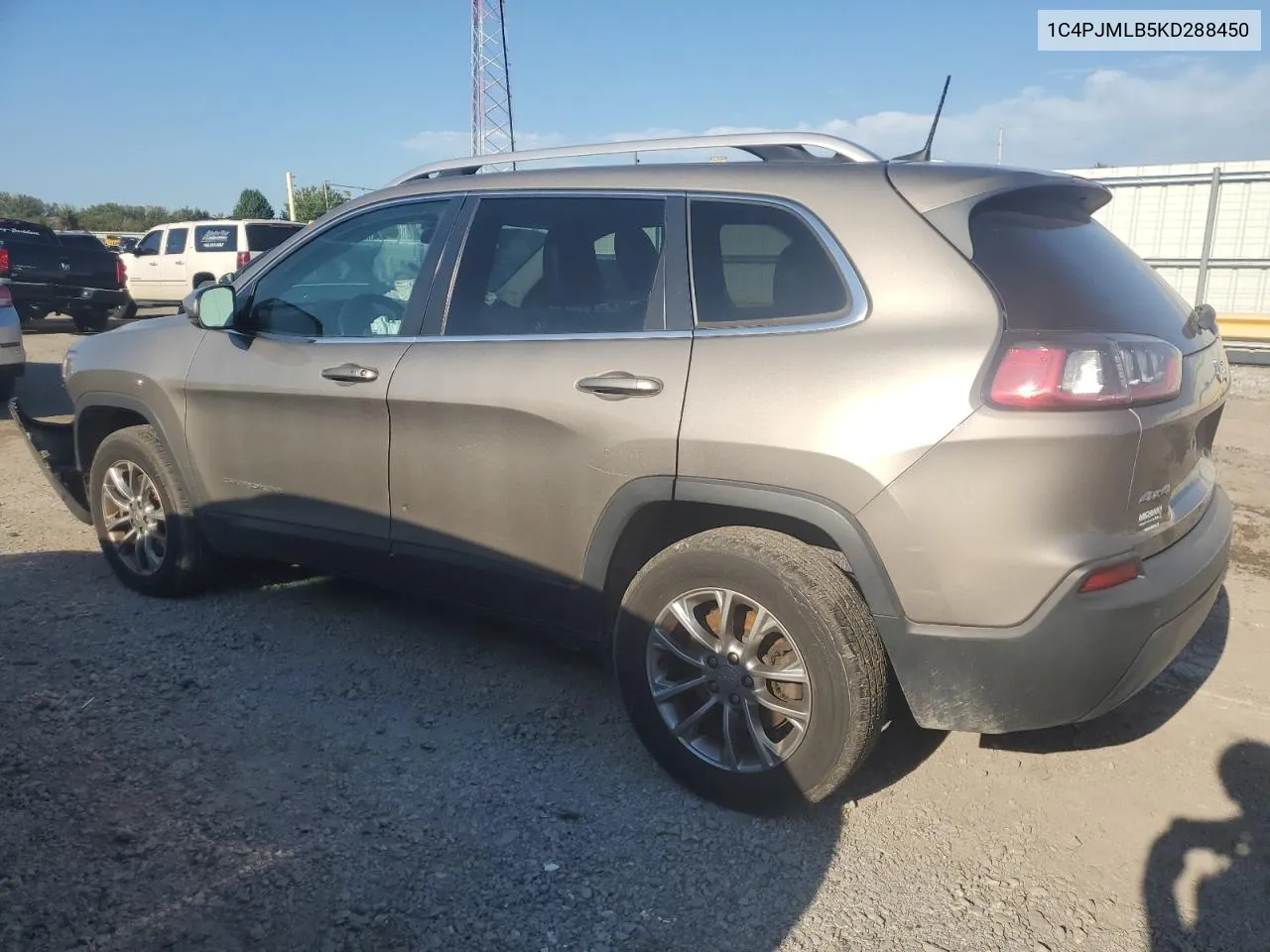 2019 Jeep Cherokee Latitude Plus VIN: 1C4PJMLB5KD288450 Lot: 72590524