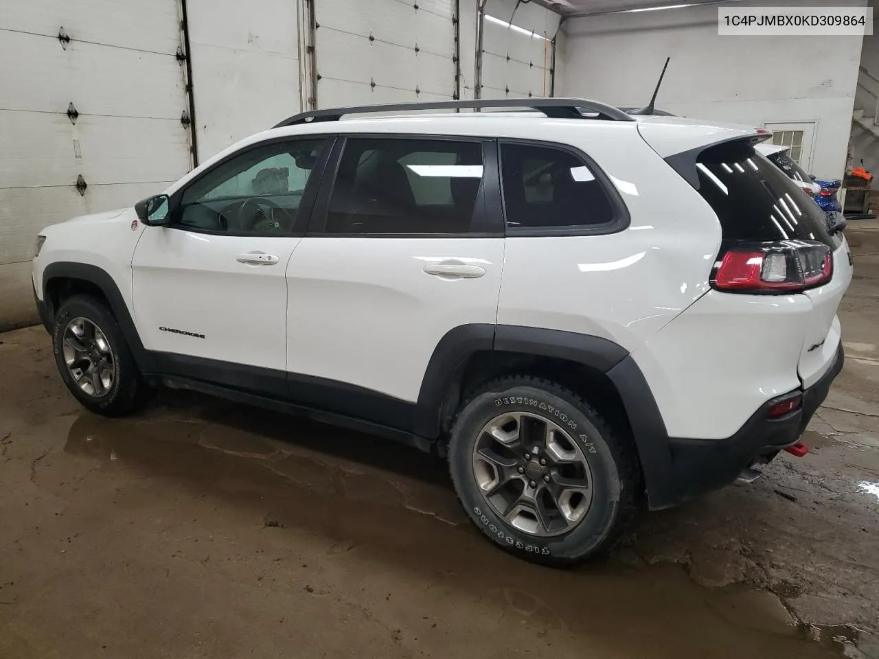 1C4PJMBX0KD309864 2019 Jeep Cherokee Trailhawk