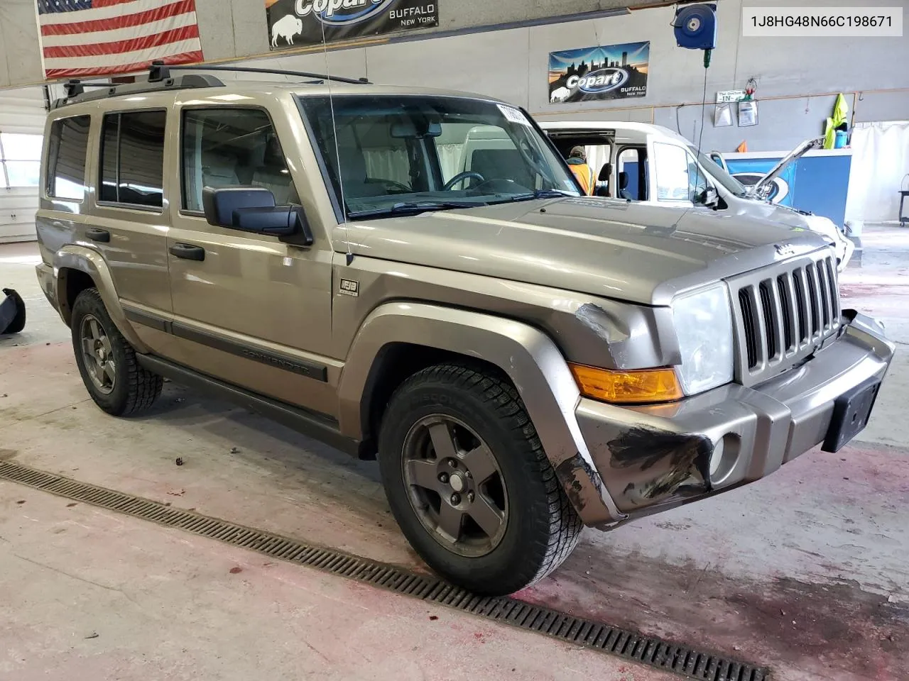 2006 Jeep Commander VIN: 1J8HG48N66C198671 Lot: 77860784