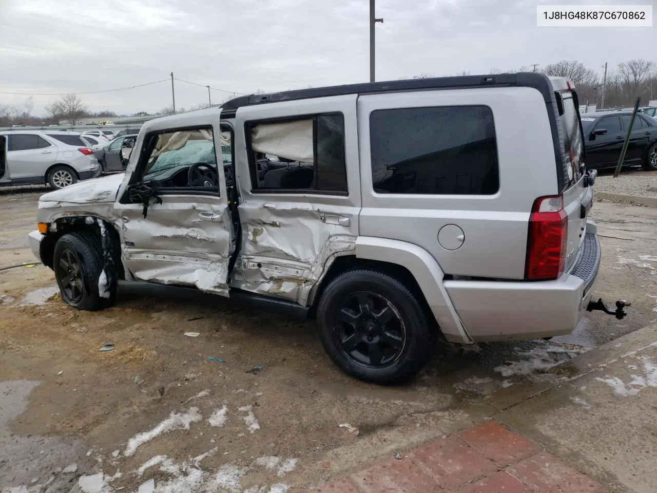 2007 Jeep Commander VIN: 1J8HG48K87C670862 Lot: 38494504