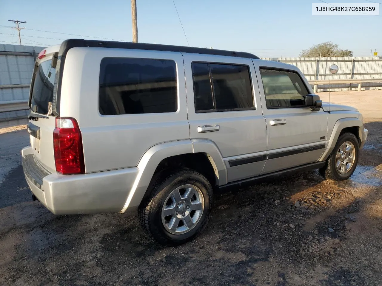 2007 Jeep Commander VIN: 1J8HG48K27C668959 Lot: 76610384