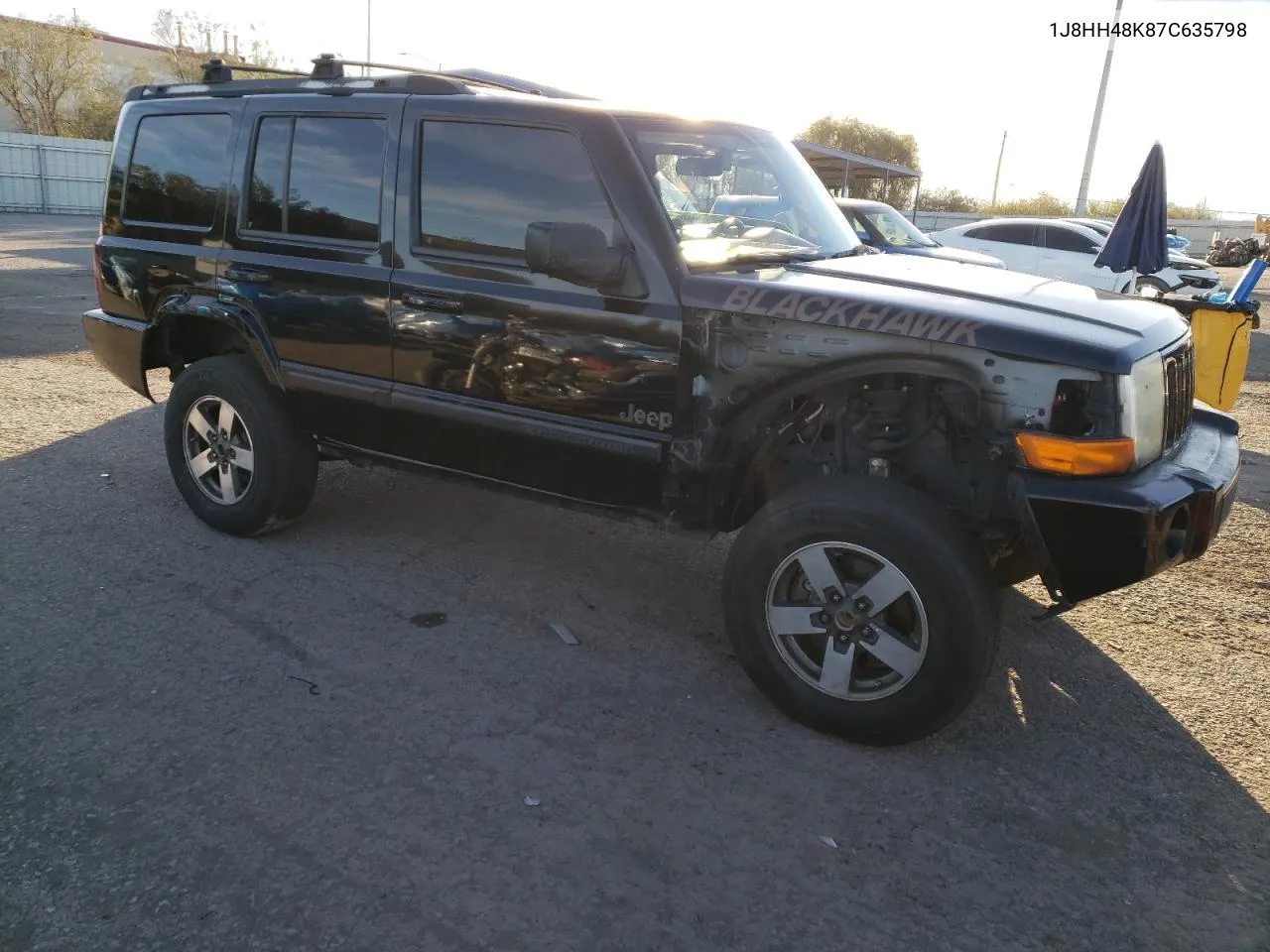 2007 Jeep Commander VIN: 1J8HH48K87C635798 Lot: 77471004