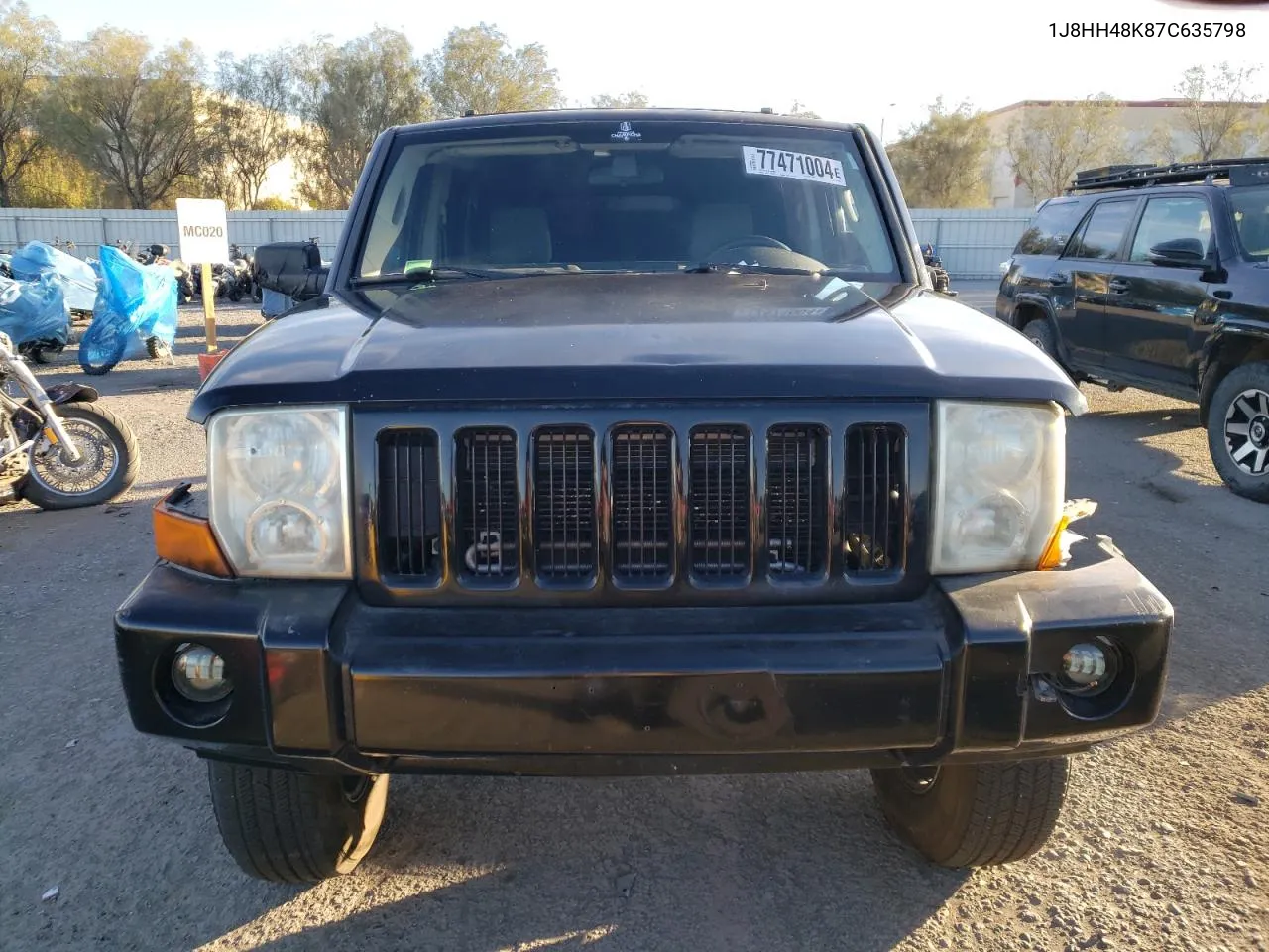 2007 Jeep Commander VIN: 1J8HH48K87C635798 Lot: 77471004