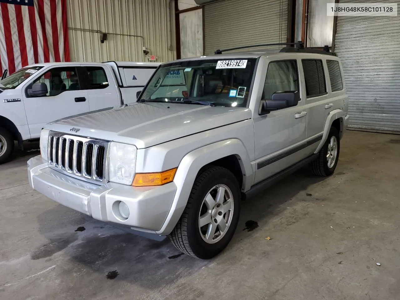 2008 Jeep Commander Sport VIN: 1J8HG48K58C101128 Lot: 68219974