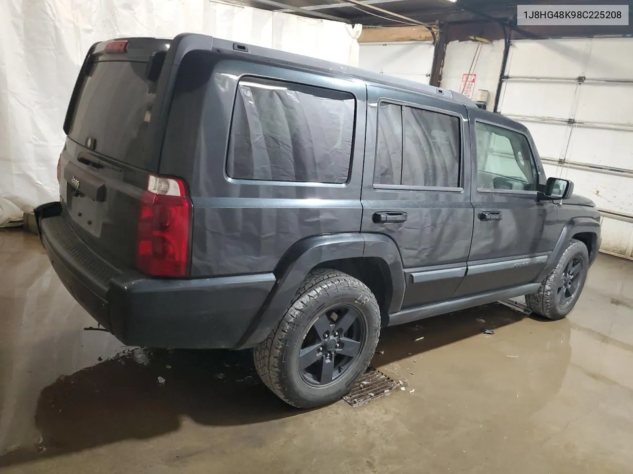 2008 Jeep Commander Sport VIN: 1J8HG48K98C225208 Lot: 79313734