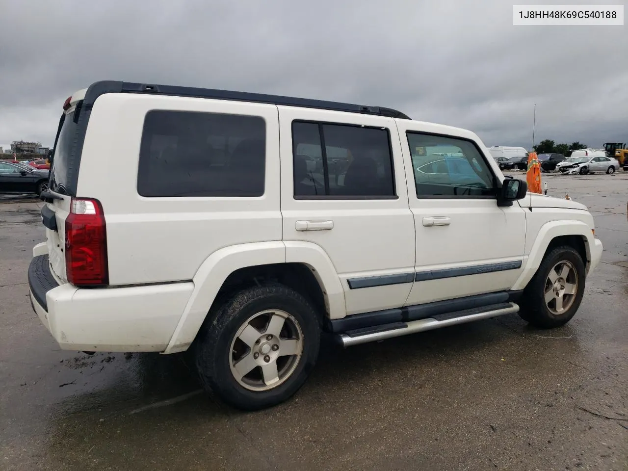 2009 Jeep Commander Sport VIN: 1J8HH48K69C540188 Lot: 70517724