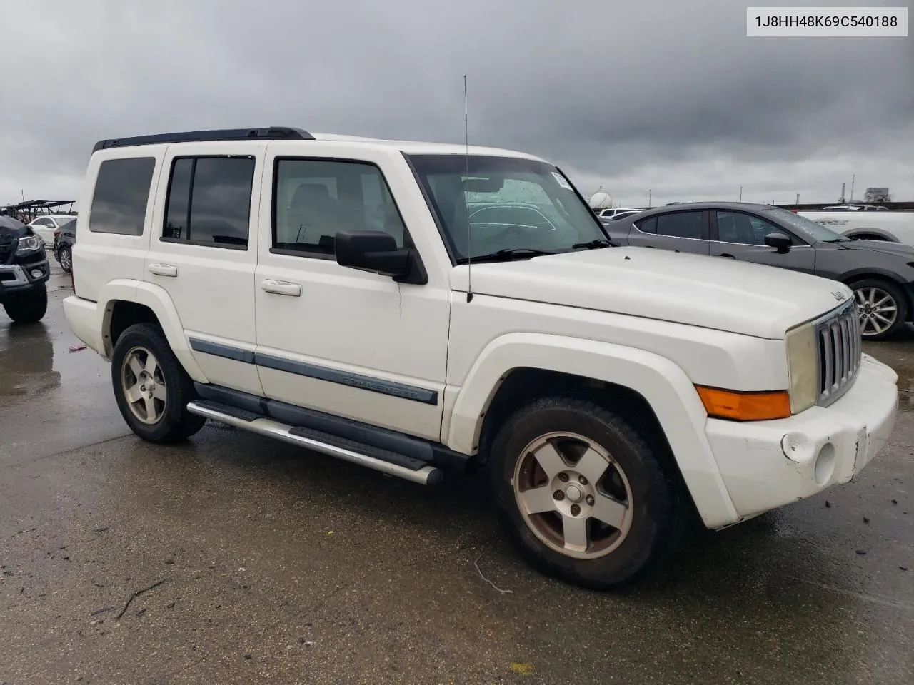 2009 Jeep Commander Sport VIN: 1J8HH48K69C540188 Lot: 70517724