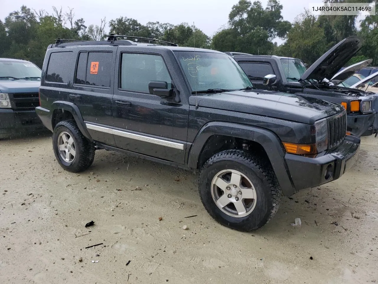 2010 Jeep Commander Sport VIN: 1J4RG4GK5AC114698 Lot: 74076834