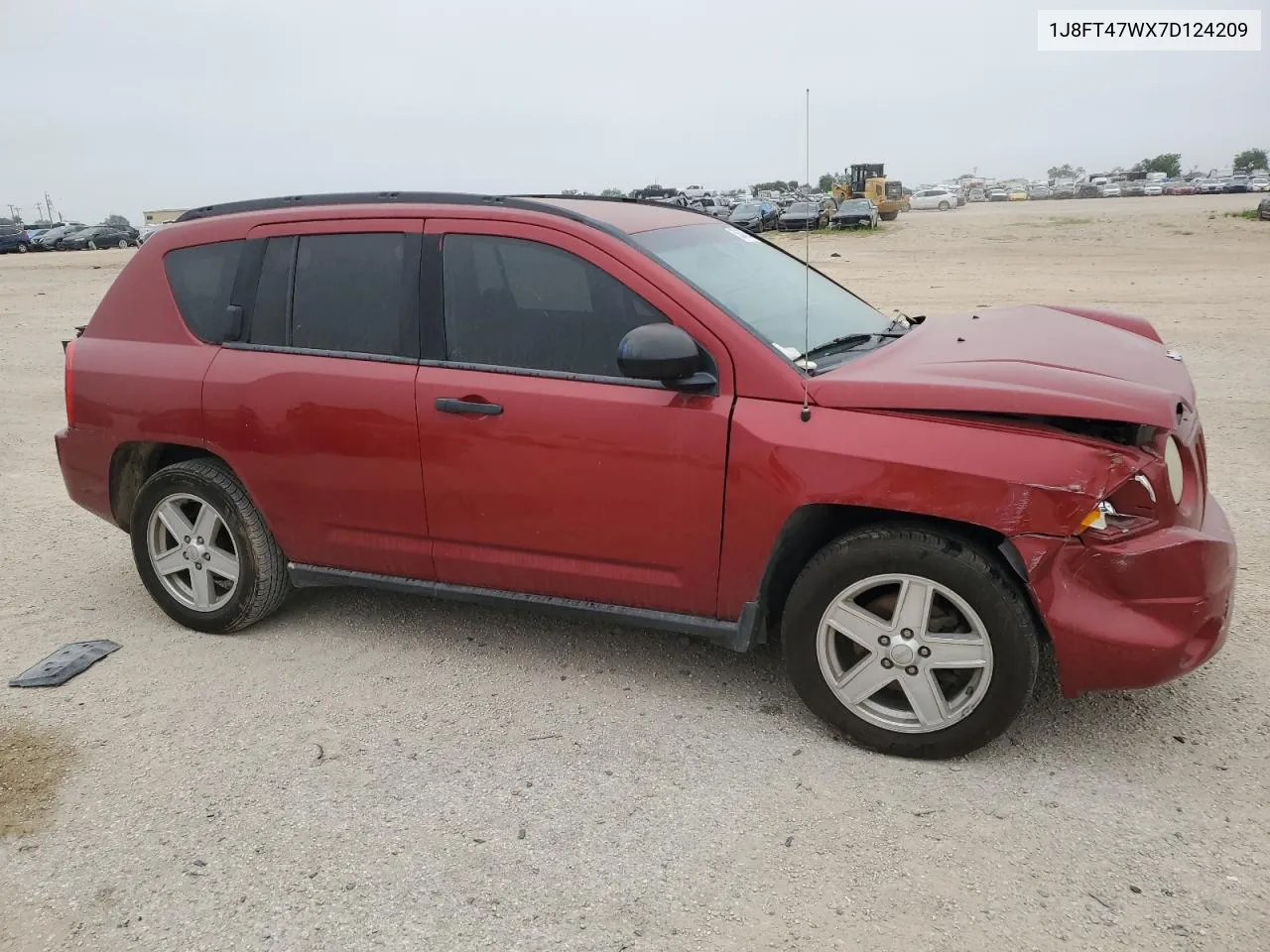 1J8FT47WX7D124209 2007 Jeep Compass