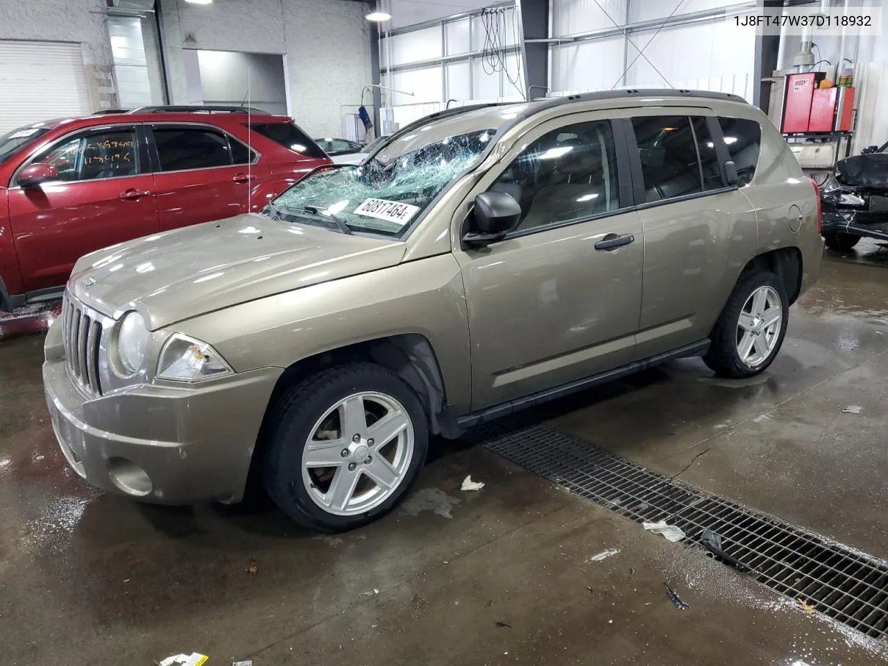 2007 Jeep Compass VIN: 1J8FT47W37D118932 Lot: 60817464