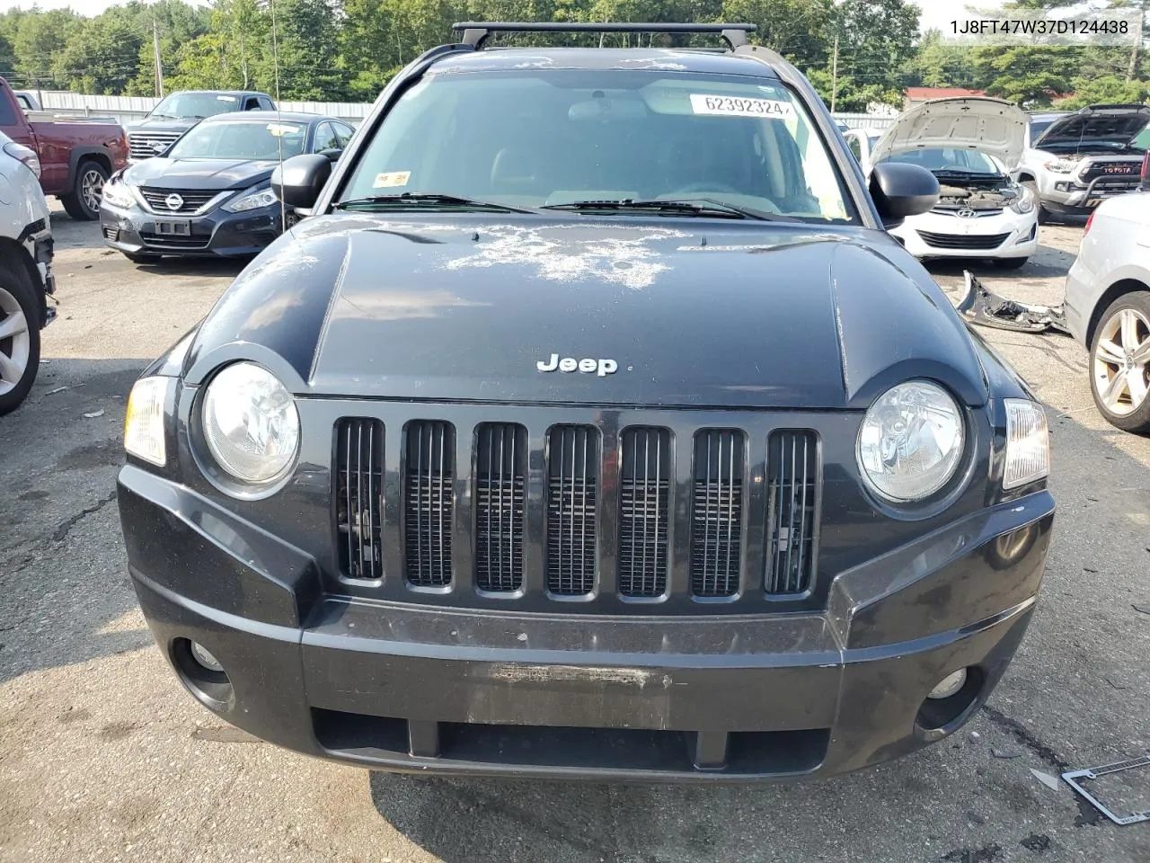 2007 Jeep Compass VIN: 1J8FT47W37D124438 Lot: 62392324