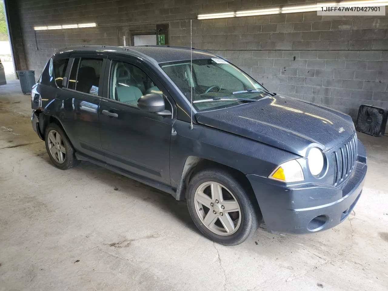 2007 Jeep Compass VIN: 1J8FF47W47D427901 Lot: 71812264