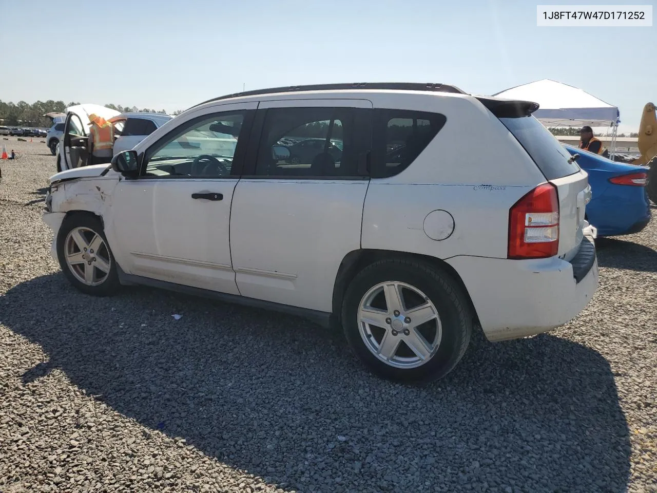 2007 Jeep Compass VIN: 1J8FT47W47D171252 Lot: 75298444