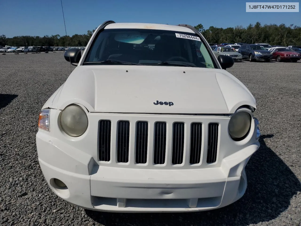 2007 Jeep Compass VIN: 1J8FT47W47D171252 Lot: 75298444