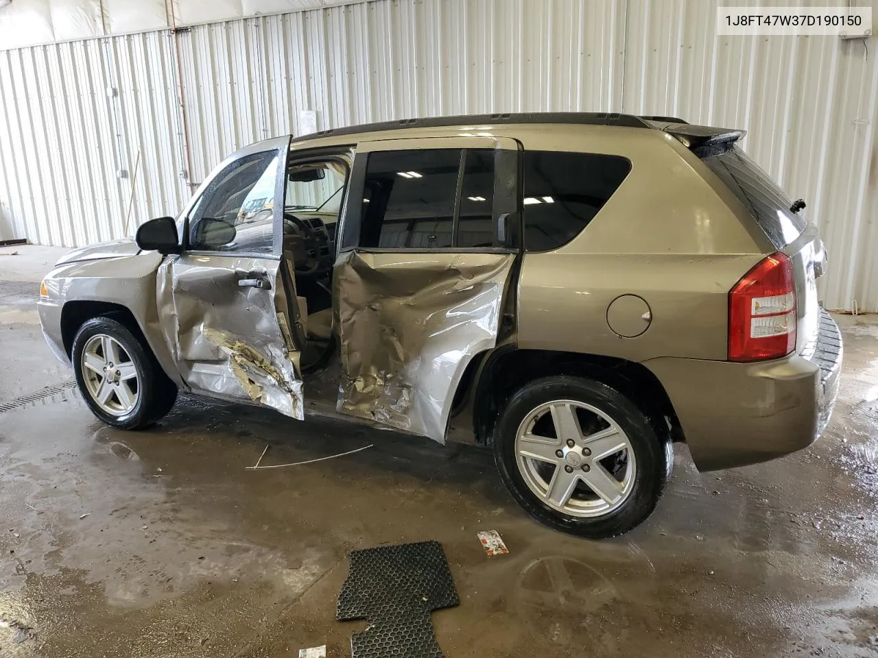 2007 Jeep Compass VIN: 1J8FT47W37D190150 Lot: 76331664