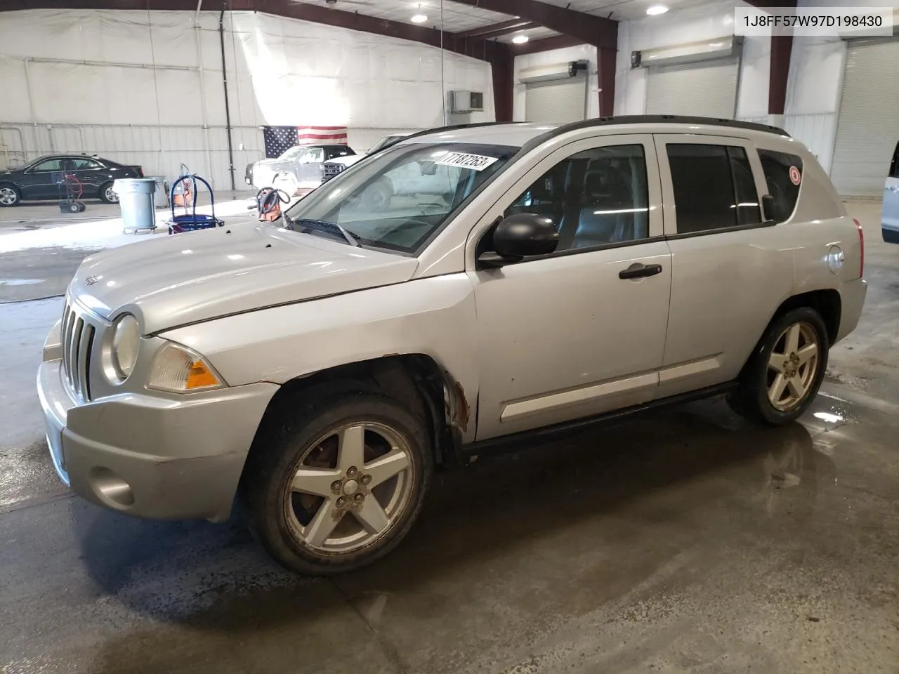 2007 Jeep Compass Limited VIN: 1J8FF57W97D198430 Lot: 77187263