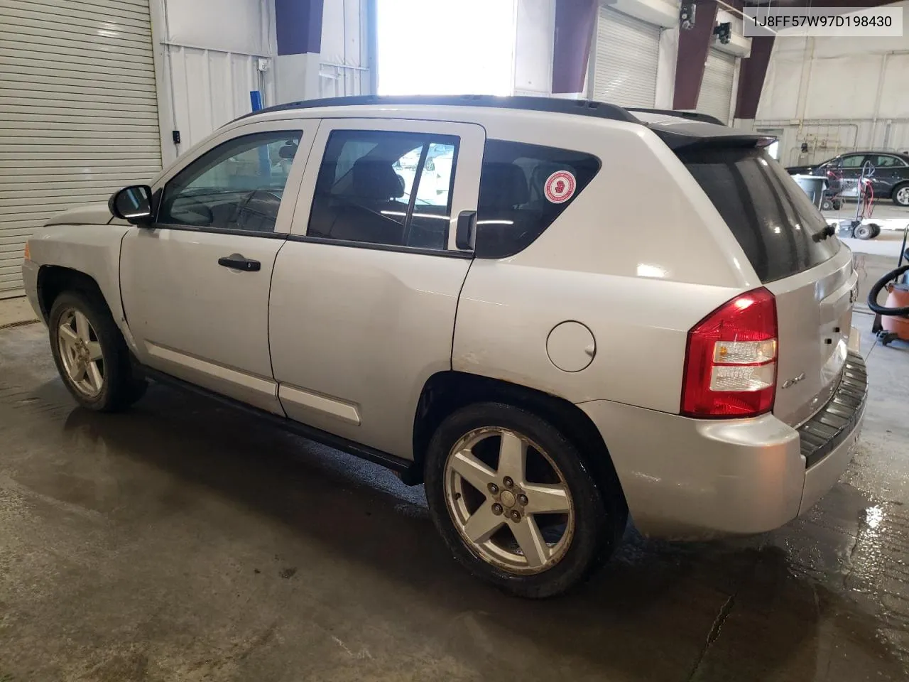 2007 Jeep Compass Limited VIN: 1J8FF57W97D198430 Lot: 77187263