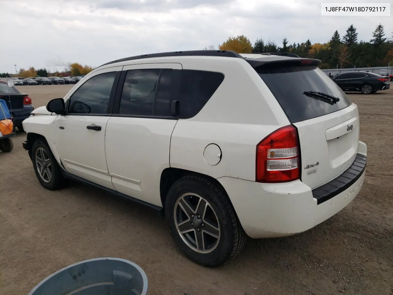 2008 Jeep Compass Sport VIN: 1J8FF47W18D792117 Lot: 76124314