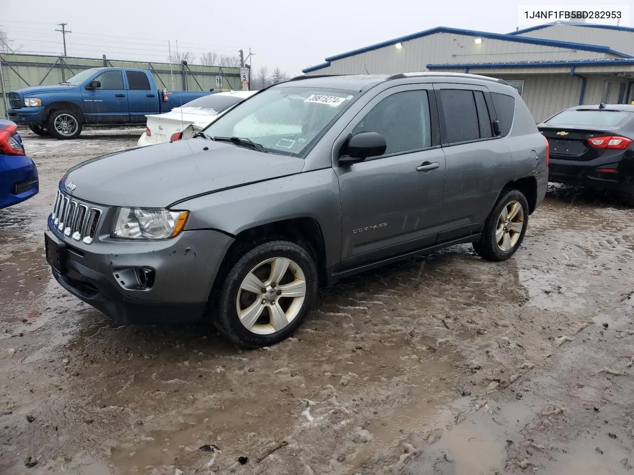 2011 Jeep Compass Sport VIN: 1J4NF1FB5BD282953 Lot: 39815274