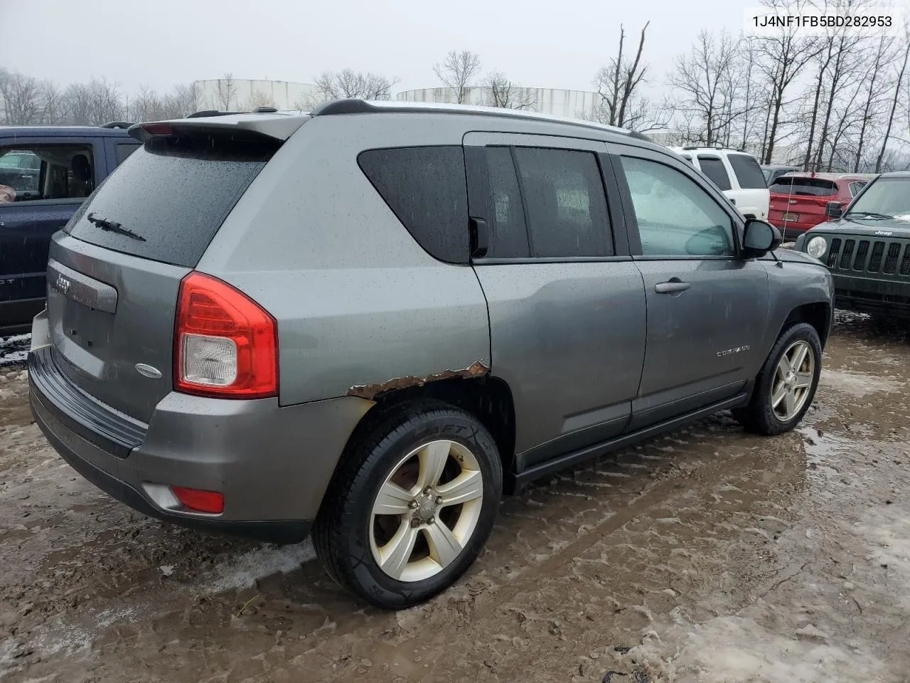 2011 Jeep Compass Sport VIN: 1J4NF1FB5BD282953 Lot: 39815274