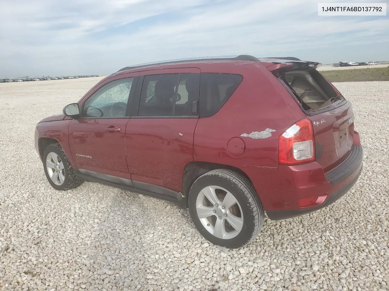 2011 Jeep Compass Sport VIN: 1J4NT1FA6BD137792 Lot: 66557394