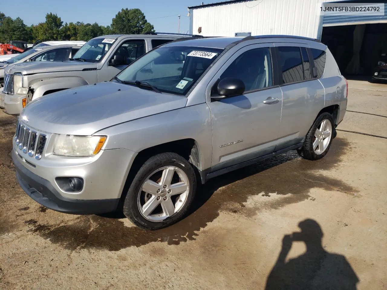 2011 Jeep Compass Limited VIN: 1J4NT5FB3BD224792 Lot: 73773564