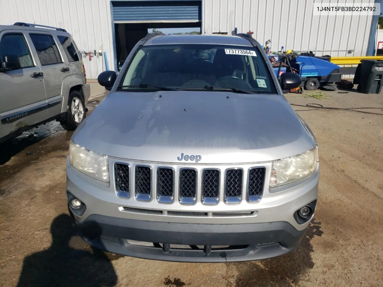 2011 Jeep Compass Limited VIN: 1J4NT5FB3BD224792 Lot: 73773564