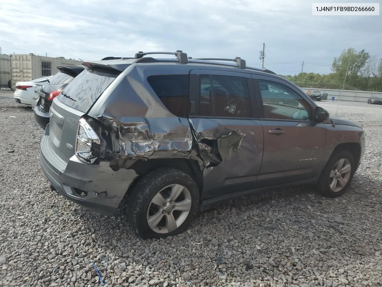 2011 Jeep Compass Sport VIN: 1J4NF1FB9BD266660 Lot: 76385664