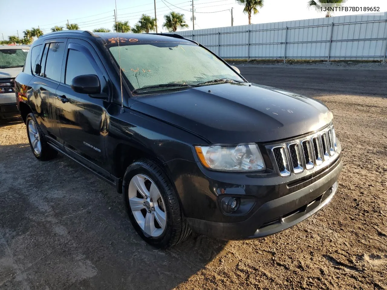 2011 Jeep Compass Sport VIN: 1J4NT1FB7BD189652 Lot: 77198364