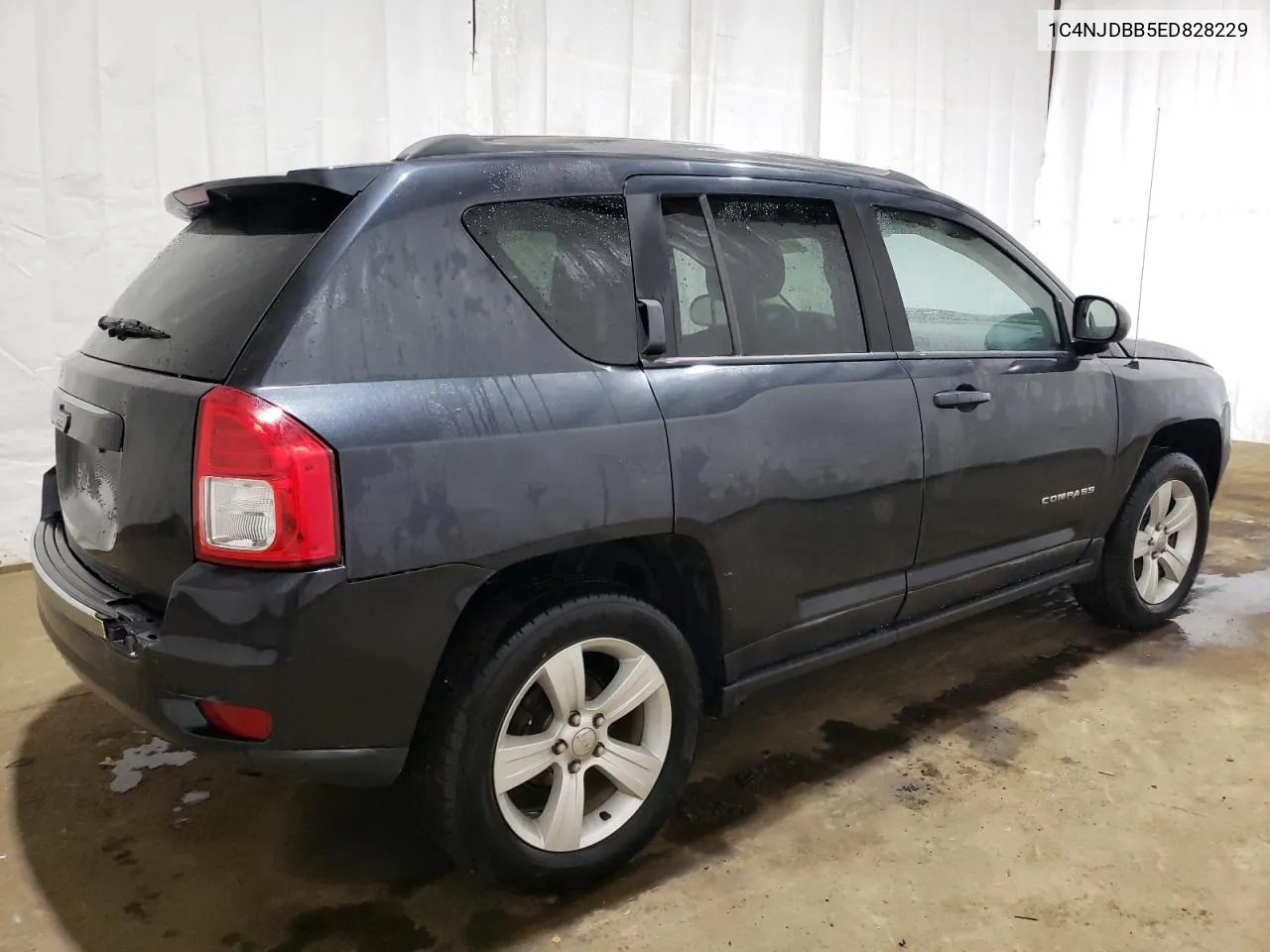 1C4NJDBB5ED828229 2014 Jeep Compass Sport